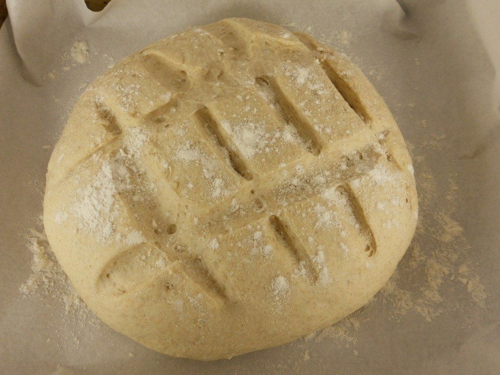 Рецепт пшеничного теста. Хлеб в духовке. Домашний хлеб в духовке на сухих дрожжах. Домашний хлеб в духовке картинки. Вкусный хлеб домашний на кефире в духовке.